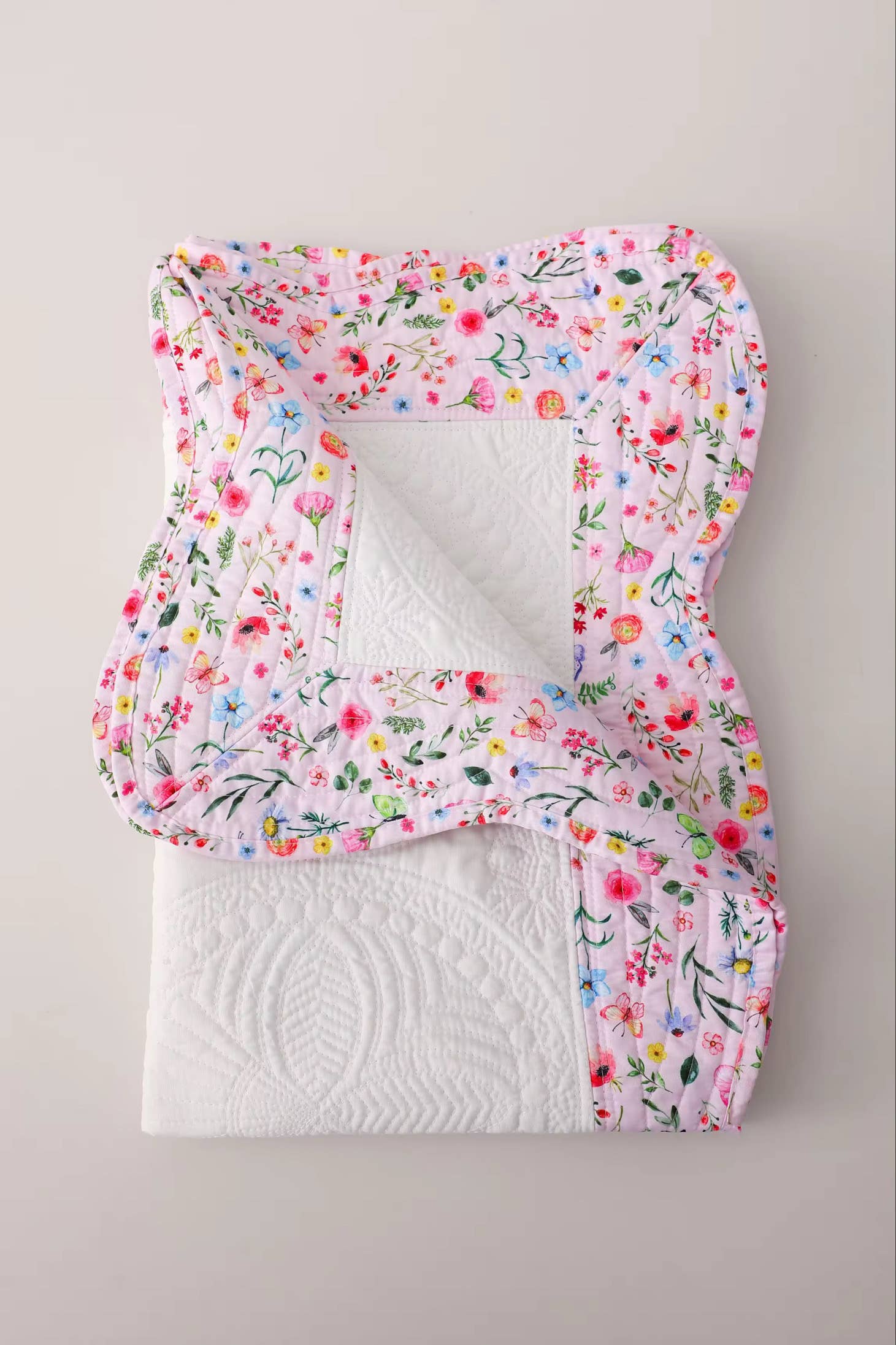 Heirloom Quilt - Baby Quilt Blanket Monogram