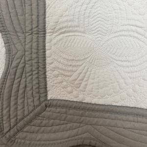 Heirloom Quilt - Baby Quilt Blanket Monogram