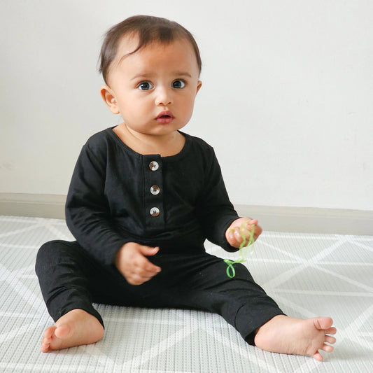 Top and pants Footie - black