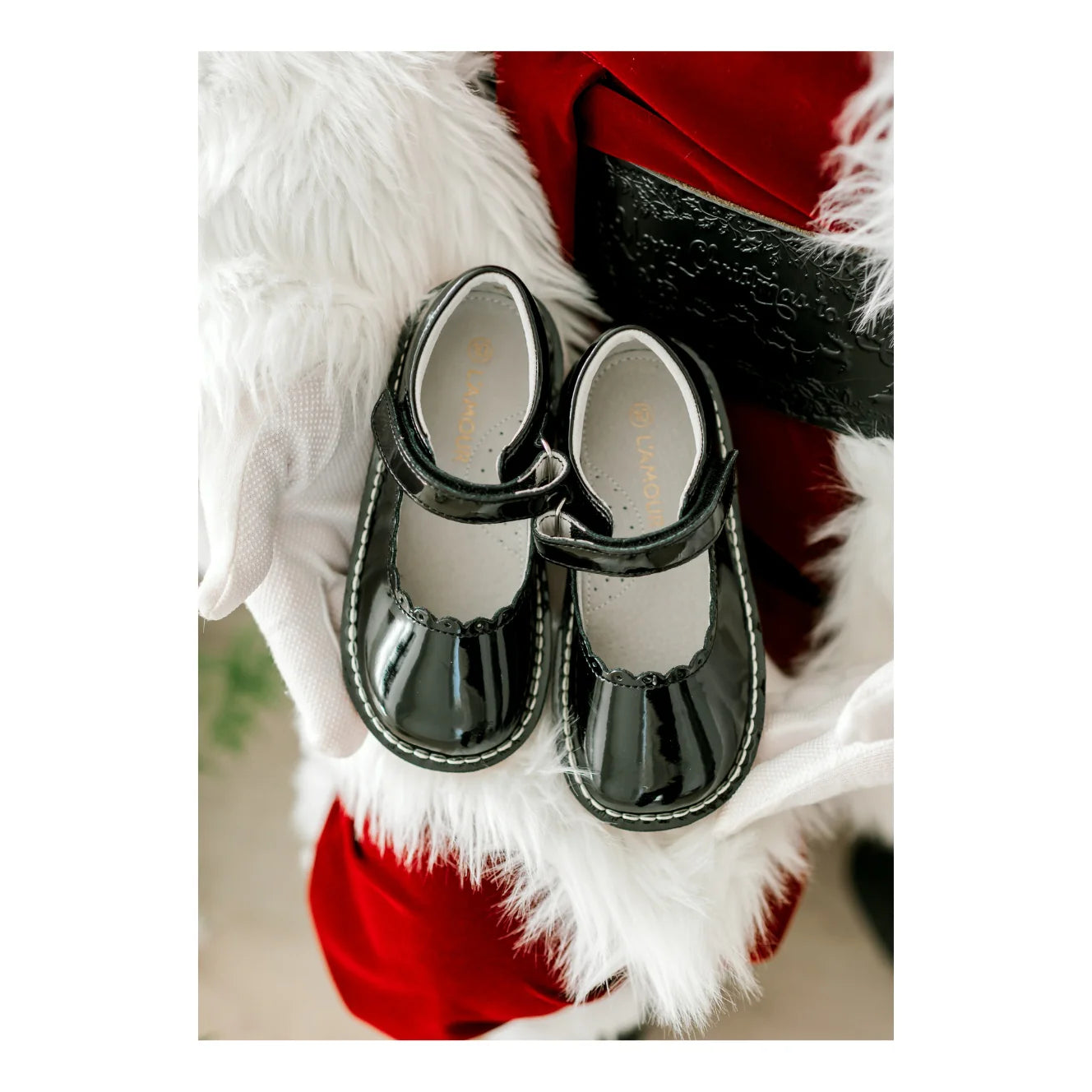 Black Caitlin Scalloped Mary Jane