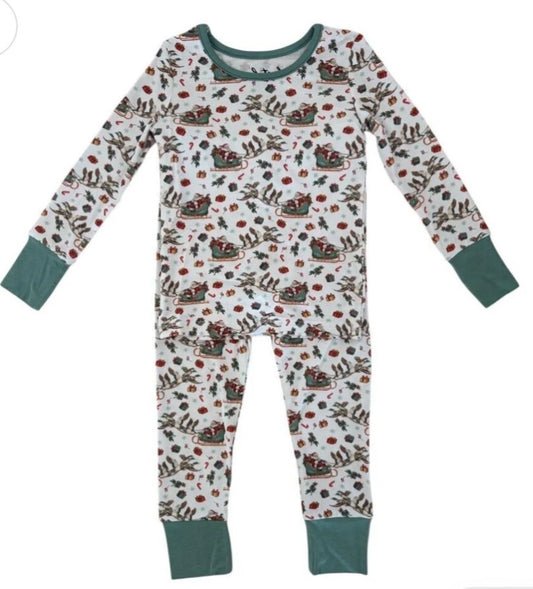 Mallards & Mistletoe Pajama Set