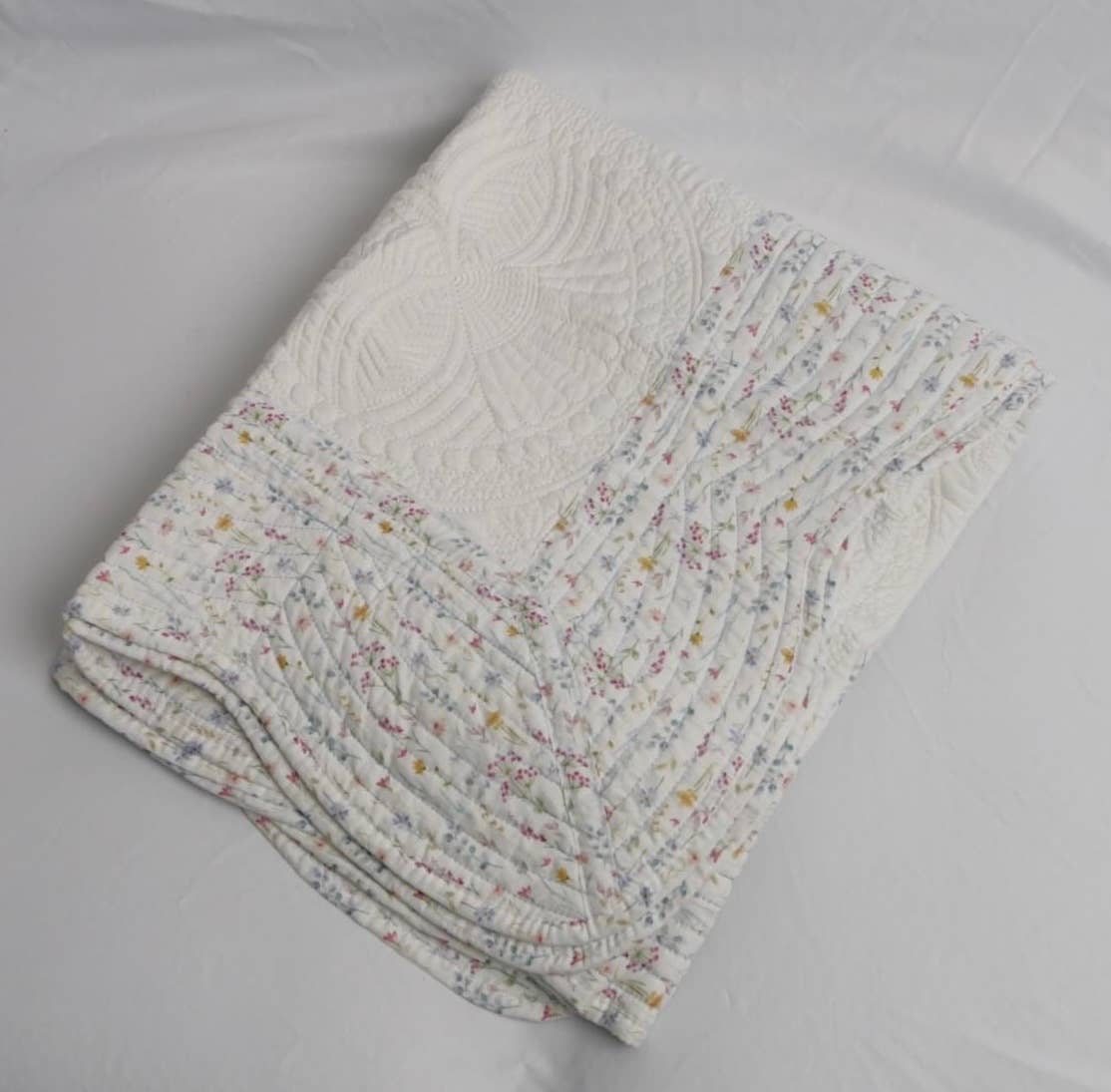 Heirloom Quilt - Baby Quilt Blanket Monogram
