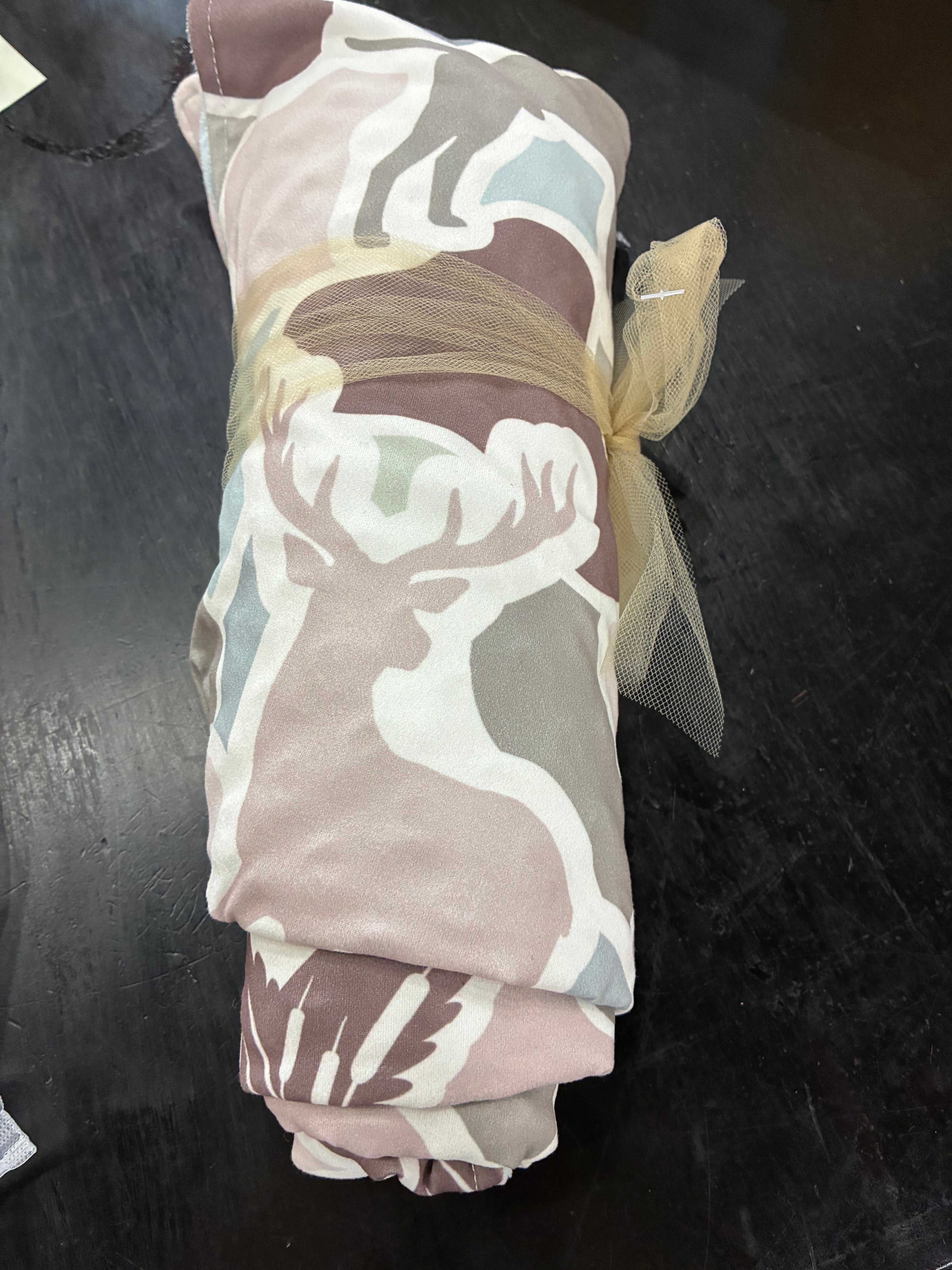 Camouflage hunting blanket