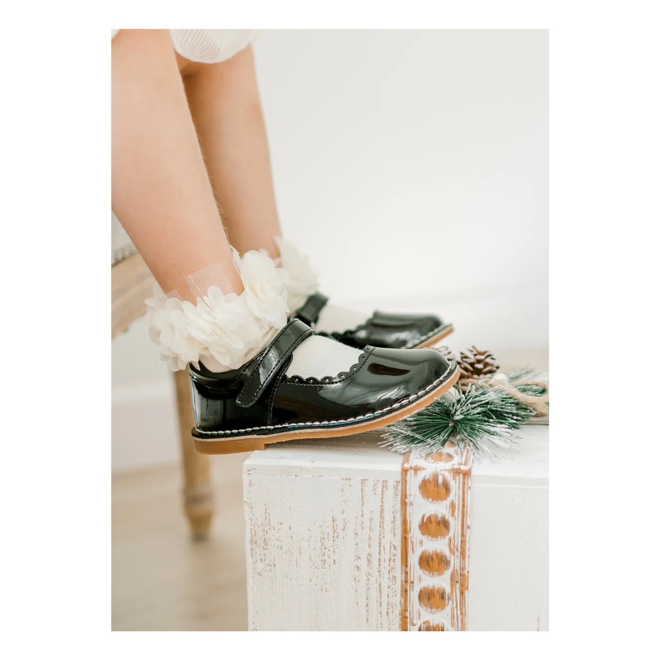 Black Caitlin Scalloped Mary Jane