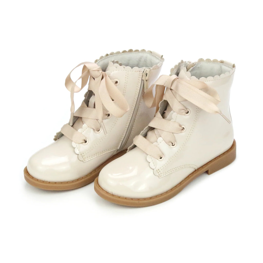 Josephine Scallop Boot Cream F-738