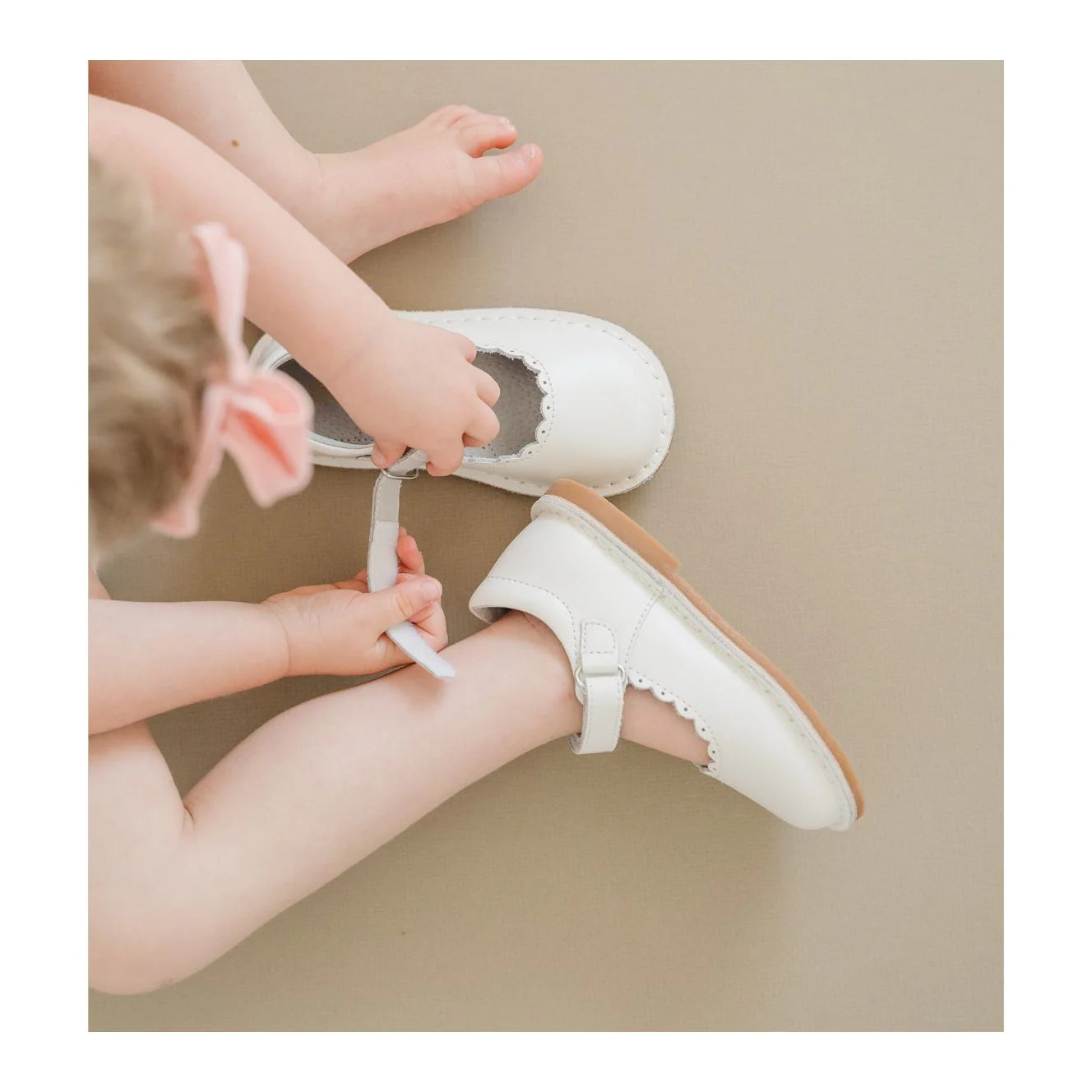 Off-white Caitlin Scalloped Mary Jane