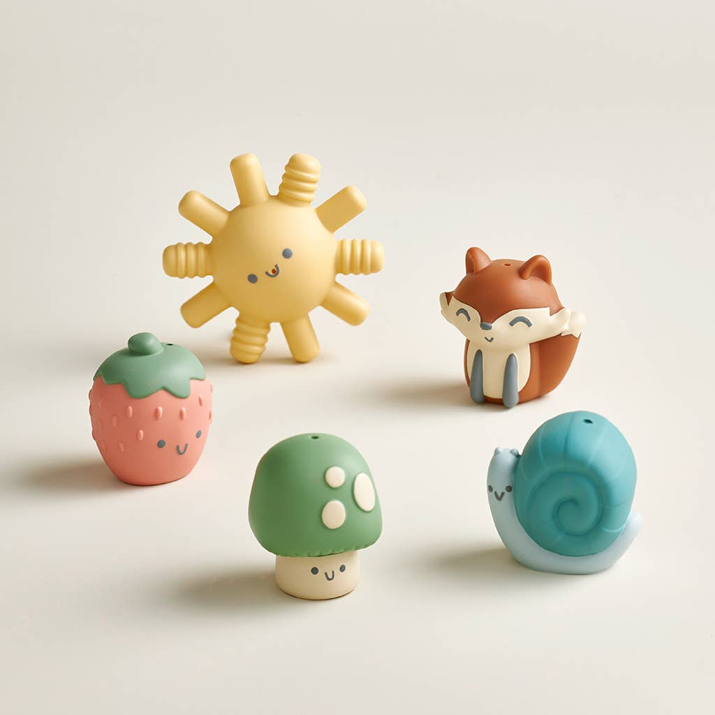 Itzy Bitzy Puppets™ - Bath + Storytelling Toys